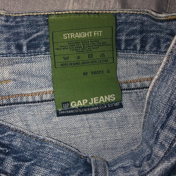 Gap Cut Off Light Wash Blue Jean Shorts Size 38 Men's / 30 Women's. SO CUTE!! - Picture 14 of 14